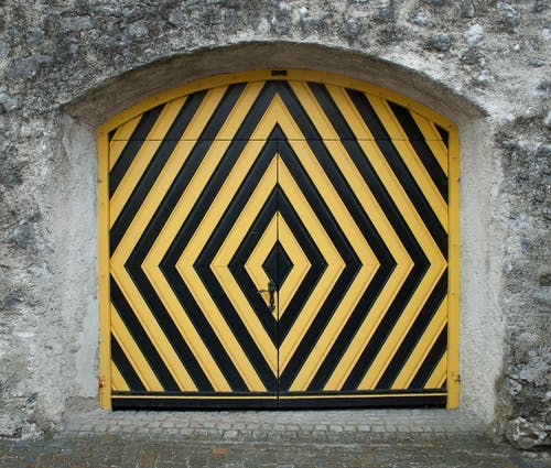 How Do Thieves Get Into Your Home and What Do They Get?